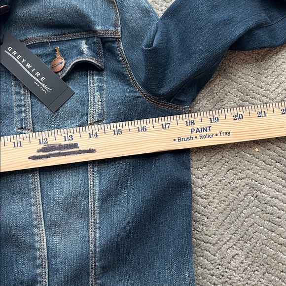 Greywire Sherpa Collar Denim Jacket Dark Wash Fitted Women Size L - Picture 10 of 12